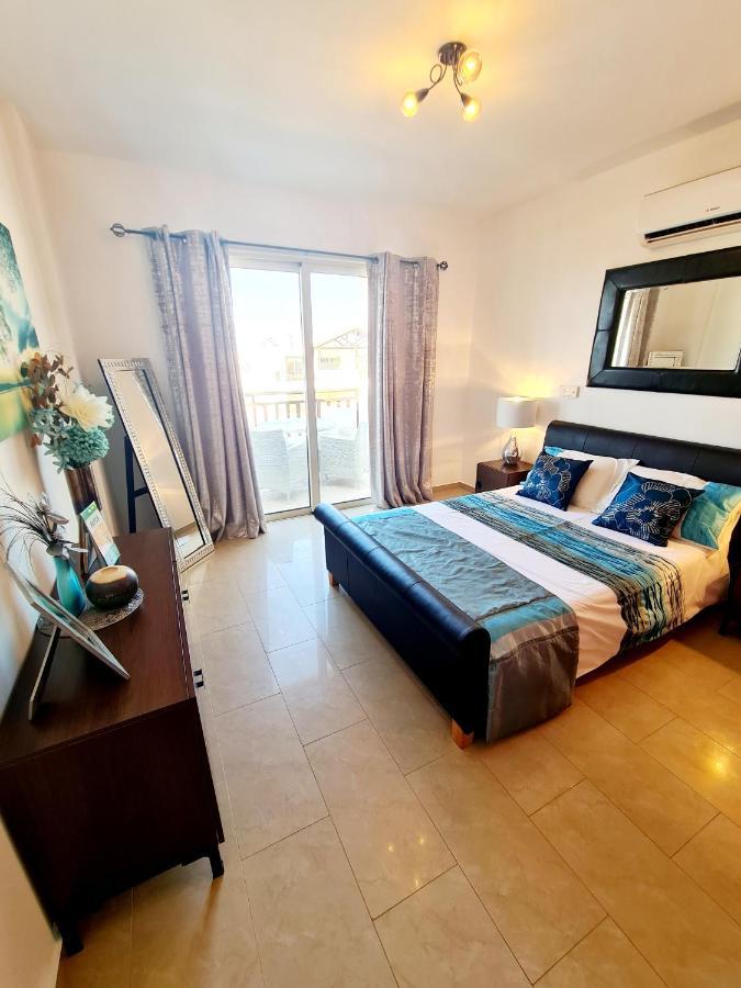 Stunning Apartment C106 With Balcony Looking Over Pool ペイヤ エクステリア 写真